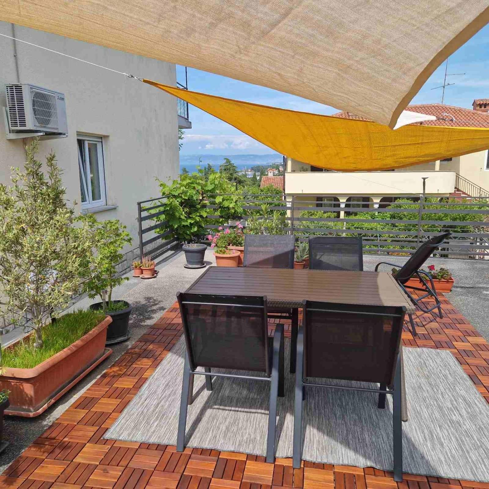 Rosemary Apartment